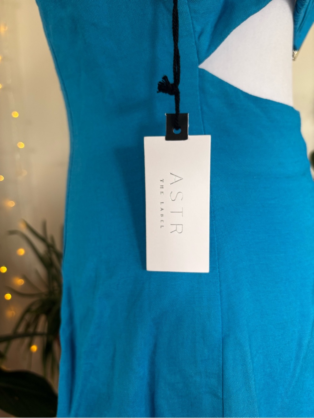 Astr Electric Blue Backless Spaghetti-Strap Midi Dress - Picture 7 of 9